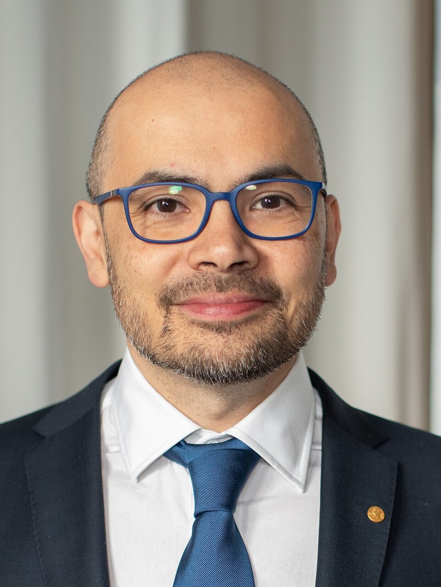 Portrait of Demis Hassabis