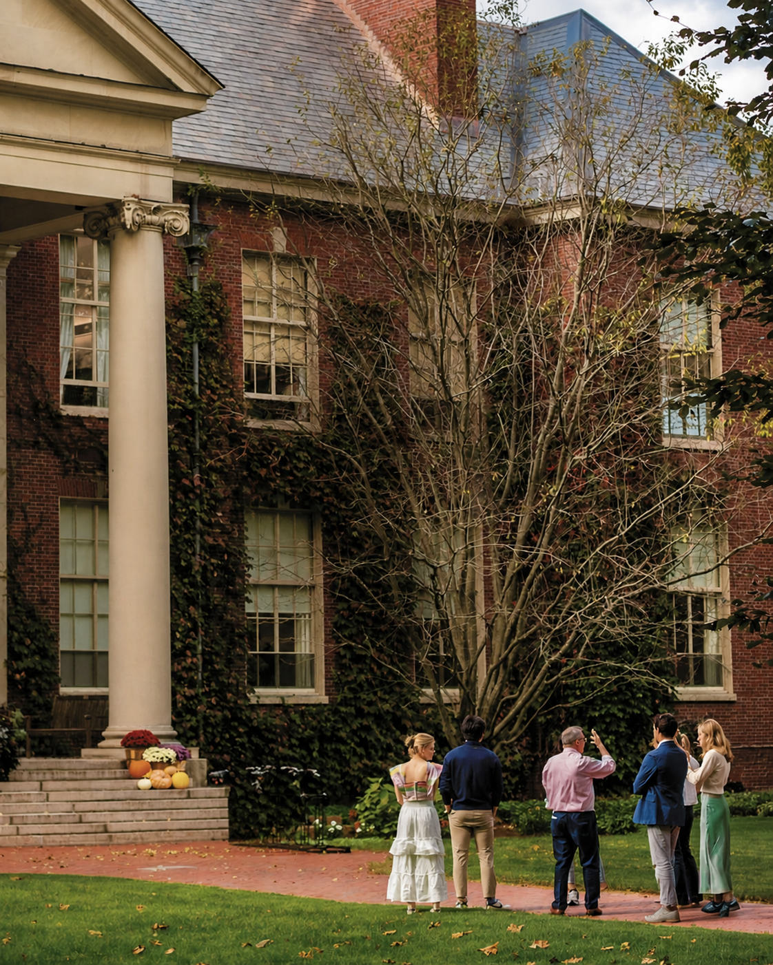 Elite Prep Schools Pitch Subsidies to Six-Figure Earners as Boarding Costs Near $80,000